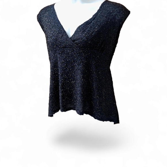 Julie's Closet Elegant Black and Gold Blouse - Picture 3 of 12